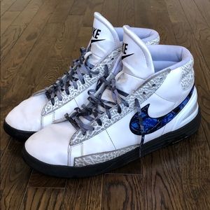 Men’s Nike lunarlon high tops shoes size 13